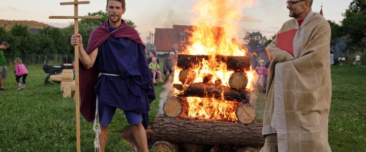 Letní táborák v Crhově